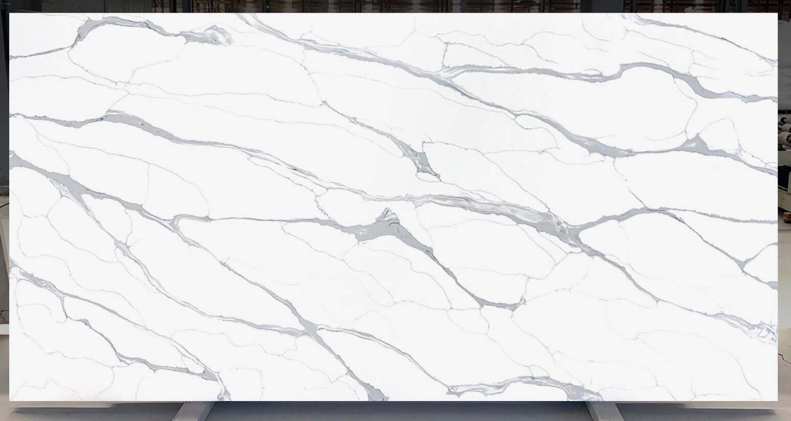 VNQ8022 Calacatta Quartz Slabs Vietnam