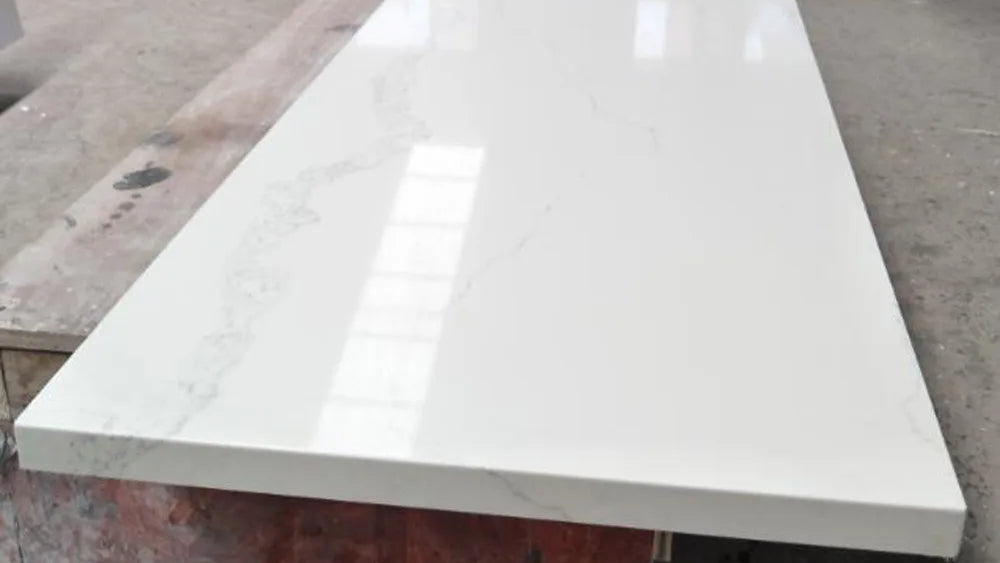Vietnam Sparkling White Quartz Stone prefab Countertop 110''x26''