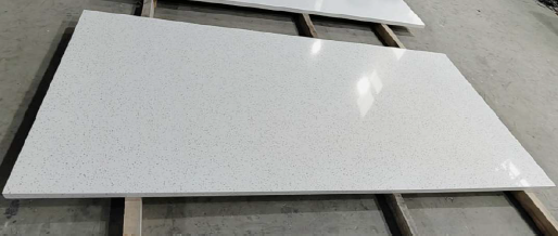Frost White Quartz Slabs 126''x64