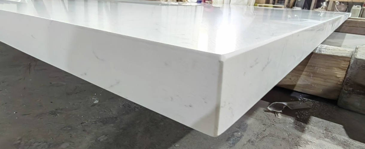 VN4018 Bianco Tiza Carrara White Quartz Slabs Vietnam